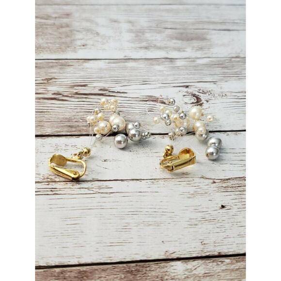 Vintage Clip On Earrings - Two Tone Faux Pearl Dangle Pretty - Picture 4 of 4